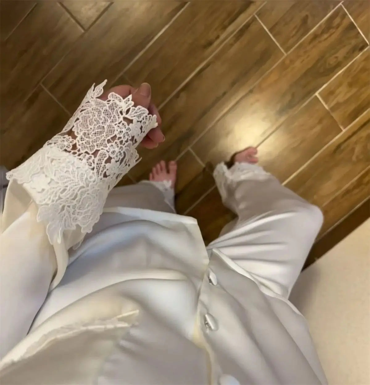 Conjunto de pijamas para mujer, ropa de dormir de satén blanco con encaje, ropa de dormir para novia y boda, regalo para el hogar, traje de pantalón holgado Sexy de manga larga, ropa de descanso