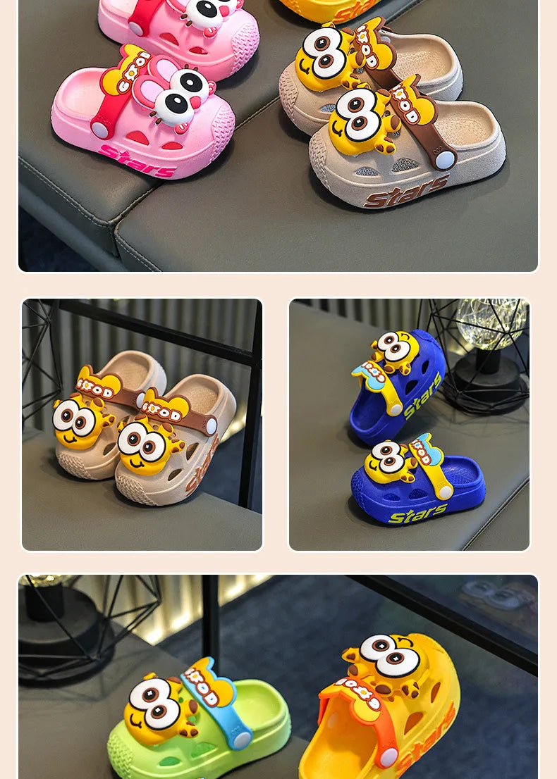2026 Zapatillas para niños, bonitos dibujos animados para niñas y niños con suelas blandas, bolsas para bebés, zapatos perforados, sandalias para el hogar y el bebé