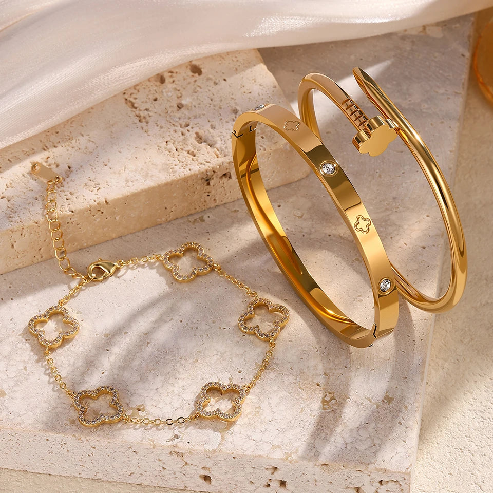 Pulsera de Acero Inoxidable Chapada en Oro con Cuatro Flores Apiladas, Brazaletes Brillantes con Circonita, Regalo de Joyería para Parejas