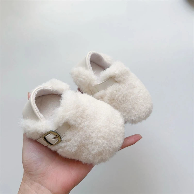 Otoño Invierno, zapatos para bebés, niños y niñas, zapatos gruesos de felpa para bebés, zapatos cómodos de suela blanda para niños pequeños, zapatos para caminar