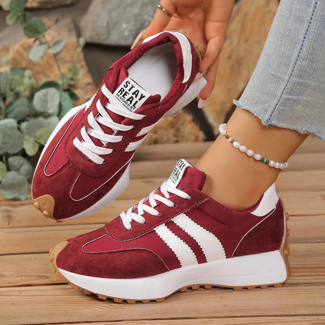 Zapatillas de deporte de fondo grueso para mujer, zapatillas de deporte informales de cuero con retales, zapatos cómodos informales para exteriores, primavera 2025