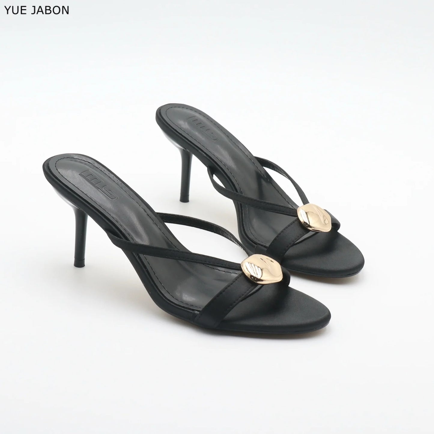 Zapatillas de Tacón Fino Rojas de Satén para Mujer, Sandalias con Hebilla Metálica y Punta Abierta, Zapatos de Vestir de Tacón Alto de Marca de Lujo Negros y Concisos para Dama