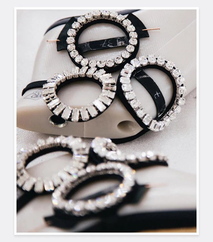 Circle Heels 2024 Nuevo vestido Zapatos de boda con sandalias romanas de tacón abierto con diamantes de imitación