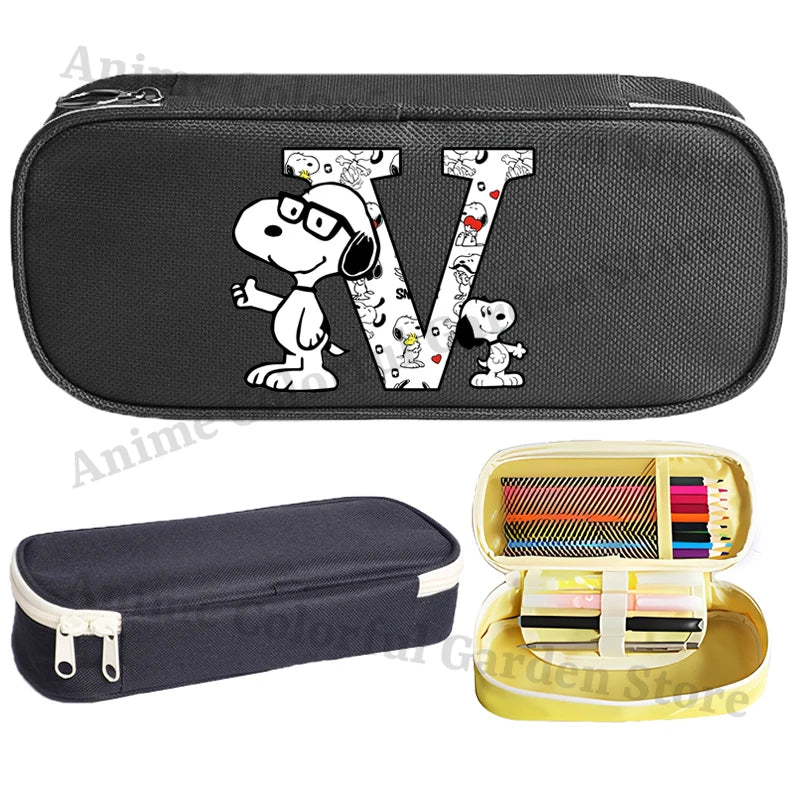 Estuche de Lápices de Gran Capacidad con Diseño de Snoopy para Estudiantes, Estuche de Lápices con Letras de la A a la Z Estampadas, Estuche de Almacenamiento de Papelería de Moda para Niños y Niñas