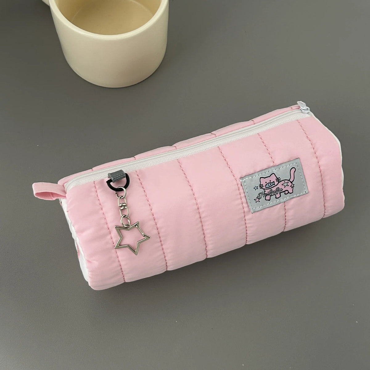Papelería para estudiantes, suministros escolares, estuche para lápices con rollo de toalla rosa, bolsa de almacenamiento de bolígrafos suaves Kawaii, bolsa de cosméticos de dibujos animados de gran capacidad