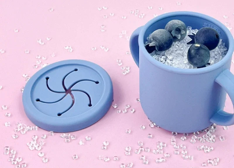 Juego de platos de silicona de grado alimenticio para niños, tazón de alimentación de bebé, plato de succión, taza de paja, cuchara de madera, tenedor, vajilla para niños, platos para niños pequeños