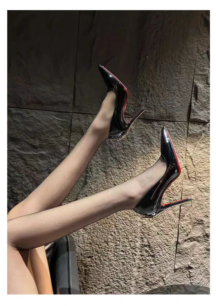 Nuevos Zapatos de Tacón Alto para Mujer 2026, Tacones Finos, Punta Metálica, Estilo Sexy, Charol Negro, Zapatos de Una Sola Pieza