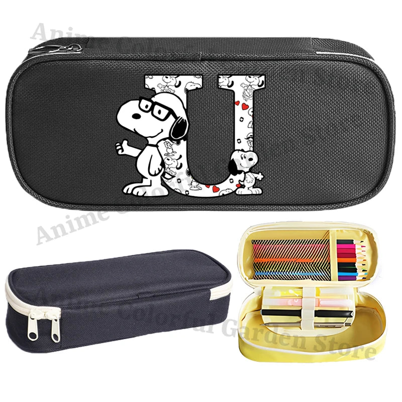 Estuche de Lápices de Gran Capacidad con Diseño de Snoopy para Estudiantes, Estuche de Lápices con Letras de la A a la Z Estampadas, Estuche de Almacenamiento de Papelería de Moda para Niños y Niñas