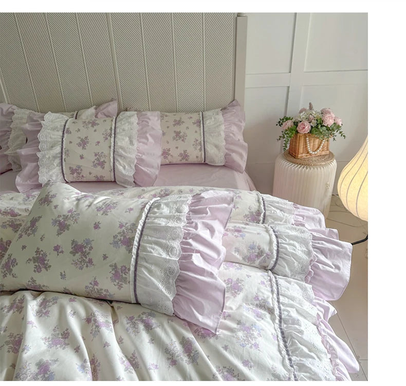 Juego de Ropa de Cama de Algodón 100% con Volantes de Encaje de Doble Capa y Diseño Floral Rosa, Incluye Funda Nórdica, Sábana, Falda de Cama, Sábana Ajustable y Fundas de Almohada (4 Piezas)