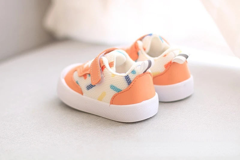 Zapatos Niña Zapatos para caminar de bebé otoño nueva suela suave Zapatos casuales de niño cara de malla zapato deportivo para niña recién nacida Zapatos de bebé Zapatillas