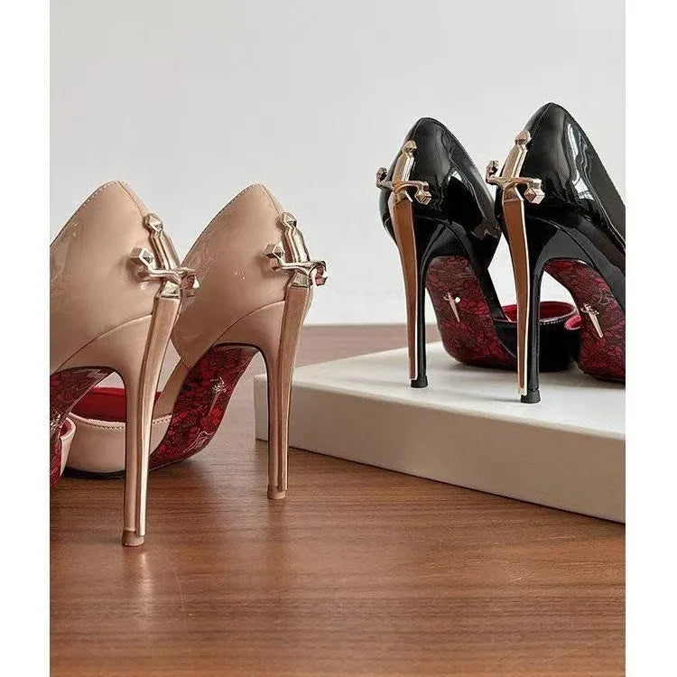 Zapatos de tacón alto dorados con diseño de cetro y punta abierta para mujer, tacones delgados con estampado en negro, talla 43, de charol, zapatos individuales.