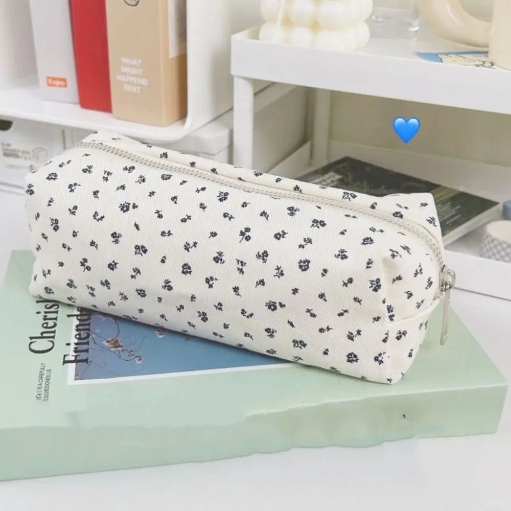 Pequeña bolsa Floral fresca para bolígrafos, estuche de lápices de gran capacidad, bolsa de almacenamiento de papelería multifuncional, organizador escolar para estudiantes, suministros