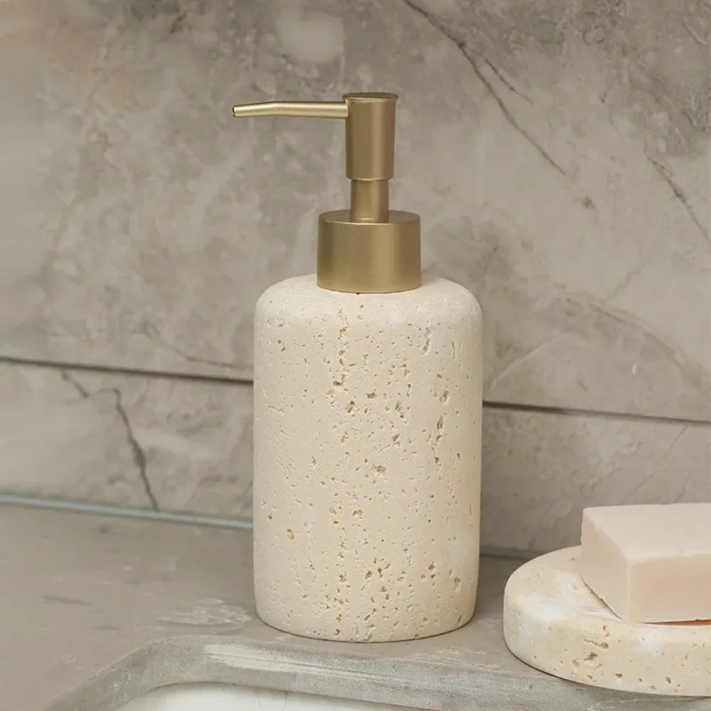Juego de baño de travertino: jabonera con drenaje, dispensador de jabón líquido, dispensador de emulsión, dispensador de jabón en barra, caja de jabón, vaso para enjuague bucal y bandeja.