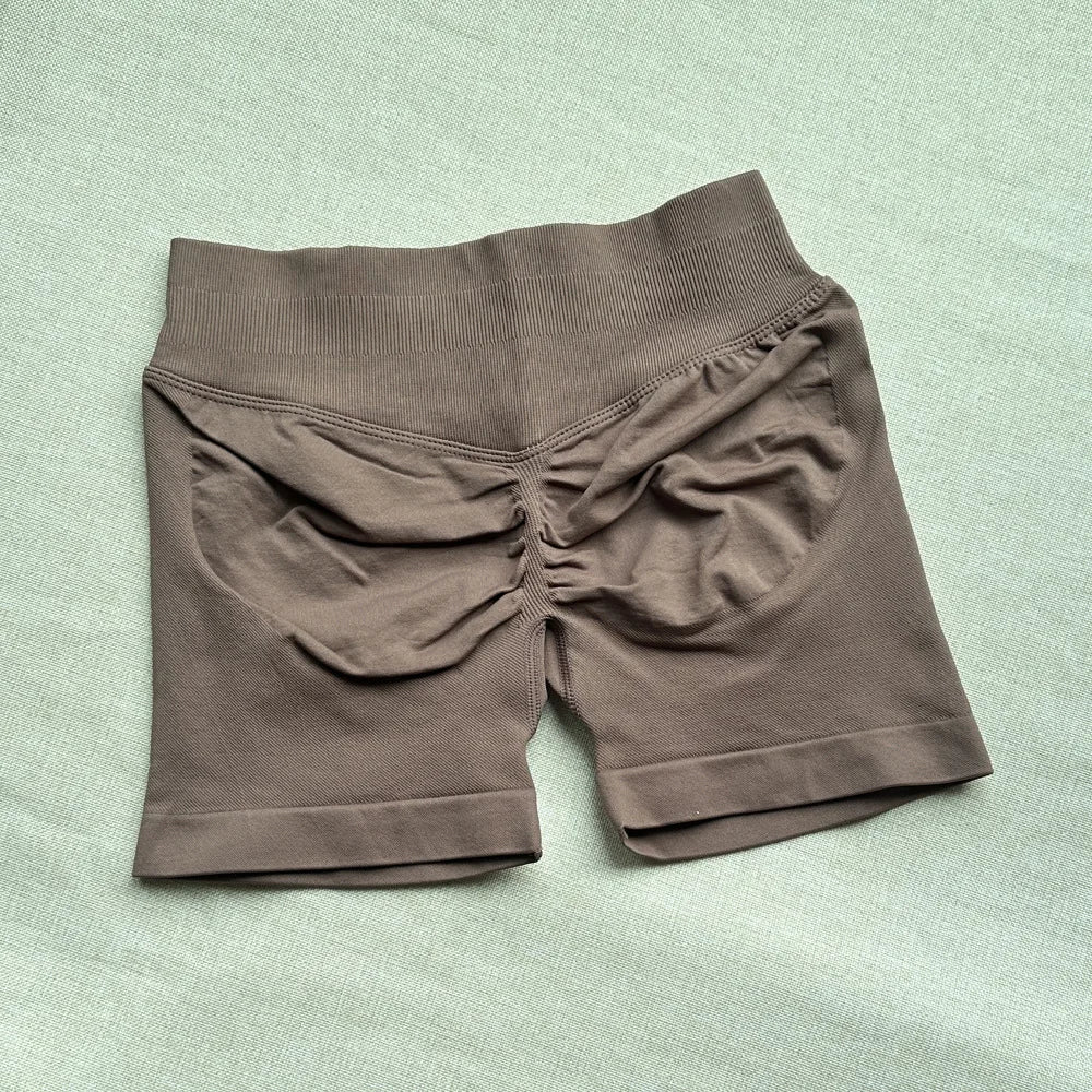Pantalones cortos deportivos para mujer, pantalones cortos de gimnasio con banda baja acanalada de 4,5 ", mallas sin costuras para entrenamiento y Yoga