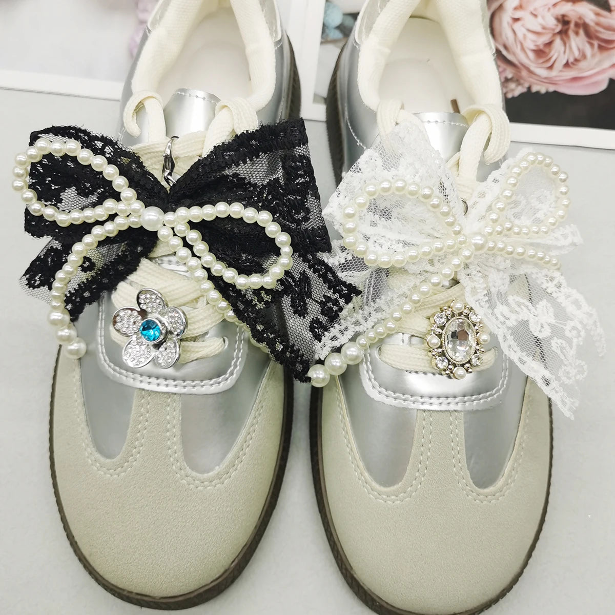 4 Uds. De colgantes de zapatos con pajarita de encaje de estilo barroco, cordones de flores, dijes, hebillas, decoraciones DIY, Clips para zapatos, accesorios