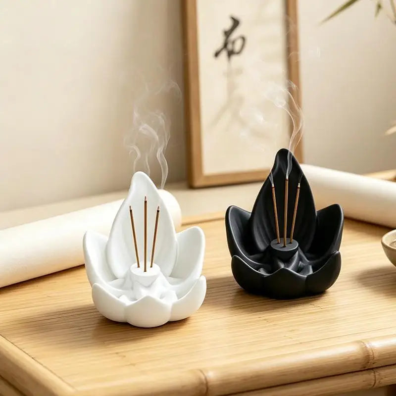 Porta incienso creativo en forma de loto, un artículo decorativo para el hogar que ayuda a regular las emociones y purificar el aire, facilitando el sueño.