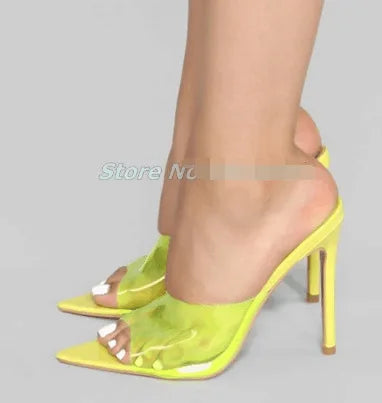 Novedad de verano, zapatillas sexis de moda de PVC transparente de charol puntiagudo, vestido de banquete de tacón alto fino, sandalia de mujer de gran tamaño