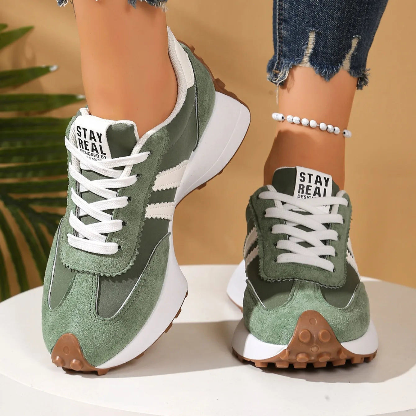 Zapatillas de deporte de fondo grueso para mujer, zapatillas de deporte informales de cuero con retales, zapatos cómodos informales para exteriores, primavera 2025
