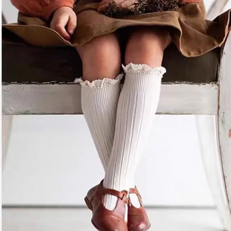 Calcetines Largos con Encaje para Niñas